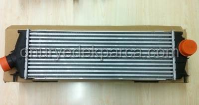 Renault Trafic 2.0 Dci M9R Turbo Radyatörü İntercool 8200411160