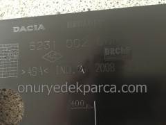 Dacia Duster Ön Panjur 623100260R