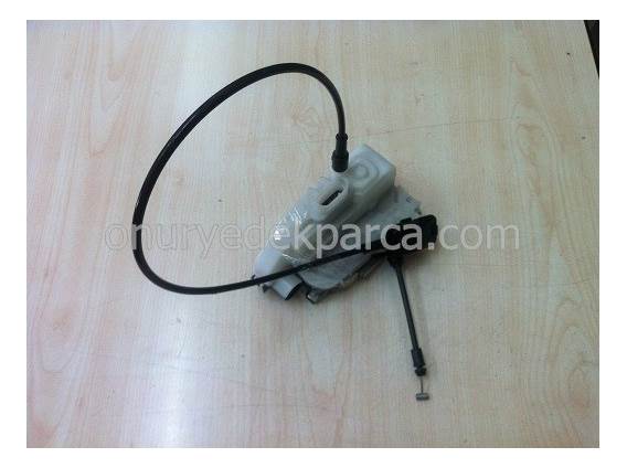 SCENİC 2 SAĞ ÖN KAPI KİLİDİ 8200119121