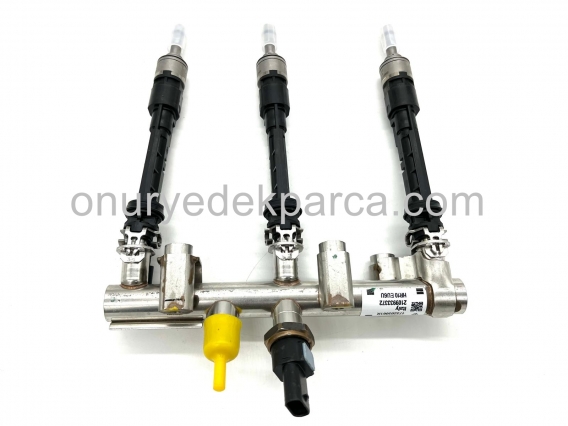 Nissan Juke 1.0 TCE HR10DDT Enjektör Rampası 1752000Q5D